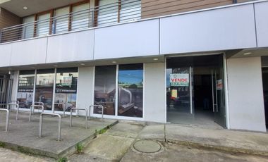 Local comercial en el corazón de Isla Teja