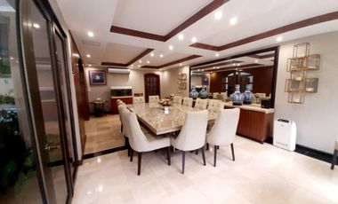 Casa de venta en Samborondón, Urbanización San Isidro