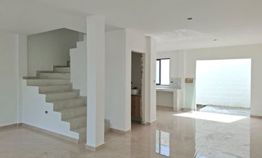 VENTA DE  CASA EN URB. TIERRA AMIGA