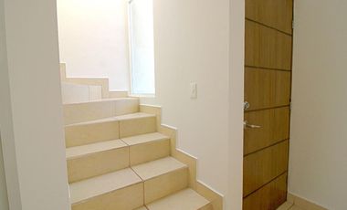 Casa en renta sin muebles en Puerto Vallarta, residencial La Primavera.