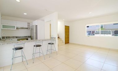 Casa en renta sin muebles en Puerto Vallarta, residencial La Primavera.