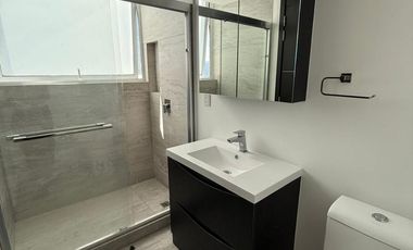 Departamento en Renta en Bosque Real.