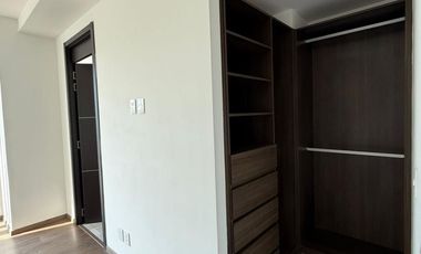 Departamento en Renta en Bosque Real.