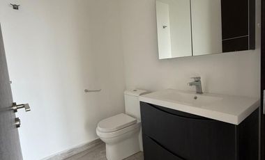 Departamento en Renta en Bosque Real.