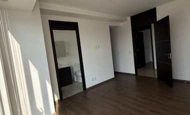 Departamento en Renta en Bosque Real.