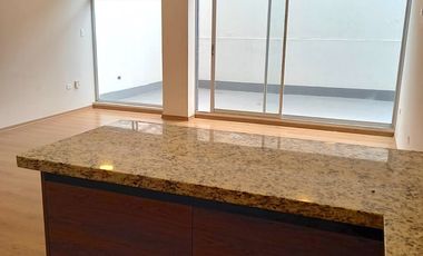 DEPARTAMENTO DE RENTA PLANTA BAJA TERRAZA PRIVADA  NORTE DE QUITO