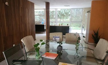 CASA EN VENTA EN LA LOMA FRENTE A PLAZA FIESTA CAMELINAS CERCA DE ZONAS COMERCIALES Y BANCARIAS