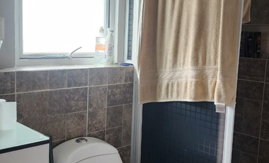 CASA EN VENTA EN LA LOMA FRENTE A PLAZA FIESTA CAMELINAS CERCA DE ZONAS COMERCIALES Y BANCARIAS