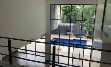 Casa de venta en Samborondón, Urbanización Isla Sol