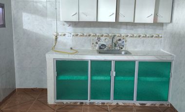 EN GIRARDOT - CUNDINAMARCA VENDEMOS O ARRENDAMOS CASA RENTABLE