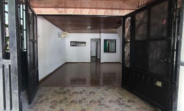 EN GIRARDOT - CUNDINAMARCA VENDEMOS O ARRENDAMOS CASA RENTABLE