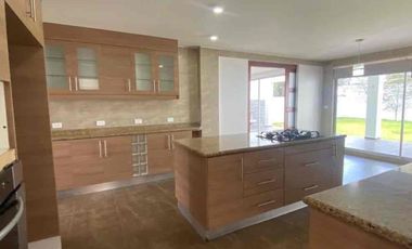 Casa de arriendo, 3 dormitorios, sector Tanda