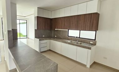 Casa de venta en Samborondón, Urbanización Tornero del Rio