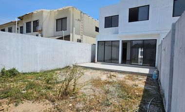 Casa de venta en Samborondón, Urbanización Tornero del Rio