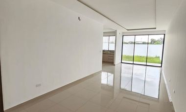 Casa de venta en Samborondón, Urbanización Tornero del Rio