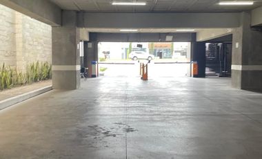 RENTA DE PISO PARA OFICINAS EN OBRA GRIS EN TORRE LLUM ZAVALETA, PUEBLA