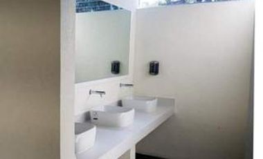 VENTA DE LOCAL COMERCIAL EN CASTORENA 10, CASI FRENTE AL YAKI