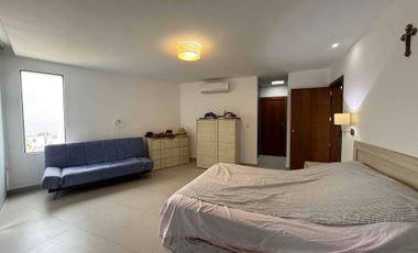 Alquiler de departamento en Manta en urbanización privada