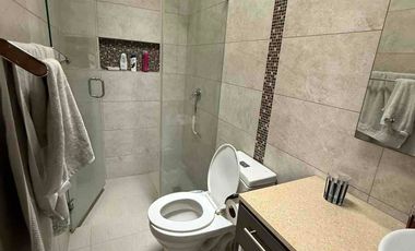 Alquiler de departamento en Manta en urbanización privada