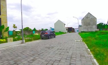 JUAL BU CEPAT RUMAH LUAS 167M2 HARGA 750JT NETT DEKAT KAMPUS JOGJA