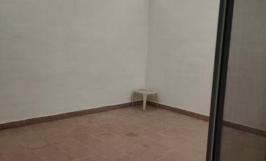CASA UNA SOLA PLANTA, BUENAS CONDICIONES, CONDOMINIO PRIVADO, PORTÓN ELÉCTRICO