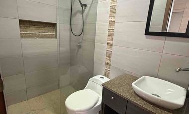 Alquilo departamento en Manta en urbanización privada zona sur