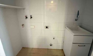 Alquilo departamento en Manta en urbanización privada zona sur