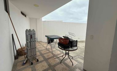 Alquilo departamento en Manta en urbanización privada zona sur