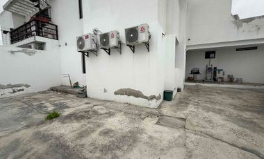 Alquilo departamento en Manta en urbanización privada zona sur