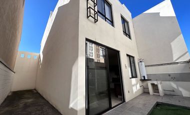 CASA EN RENTA EN HACIENDA VALBUENA ZONA NORTE CON ALBERCA