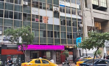 Alquiler de propiedad comercial unica en el Centro De Guayaquil 300m2