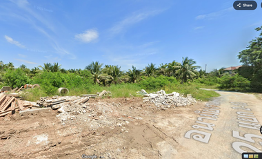 Almost Half the Market Price!! Fully Filled Land, Over 4 Rai, Rectangular Plot, on Anamai Ngam Charoen 25 Road, Tha Kham, Bang Khun Thian