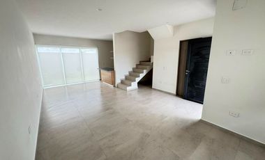 CASA EN VENTA EN AGUASCALIENTES, ZONA PONIENTE COTO GRANITO