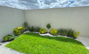 CASA EN VENTA EN AGUASCALIENTES, ZONA PONIENTE COTO GRANITO