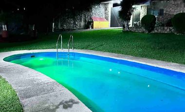 RENTO HERMOSA CASA TOTALMENTE AMUEBLADA, DE 4 RECAMARAS LOMAS de CUERNAVACA