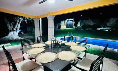 RENTO HERMOSA CASA TOTALMENTE AMUEBLADA, DE 4 RECAMARAS LOMAS de CUERNAVACA