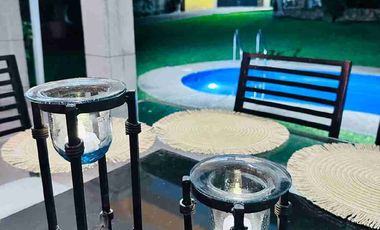 RENTO HERMOSA CASA TOTALMENTE AMUEBLADA, DE 4 RECAMARAS LOMAS de CUERNAVACA