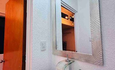 RENTO HERMOSA CASA TOTALMENTE AMUEBLADA, DE 4 RECAMARAS LOMAS de CUERNAVACA