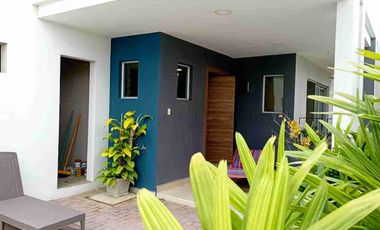 Vendo hermosa casa de estreno Salinas La Milina a media cuadra de la playa cerca a Supermaxi malecón San Lorenzo