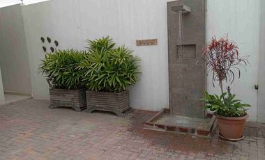 Vendo hermosa casa de estreno Salinas La Milina a media cuadra de la playa cerca a Supermaxi malecón San Lorenzo