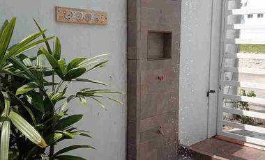 Vendo hermosa casa de estreno Salinas La Milina a media cuadra de la playa cerca a Supermaxi malecón San Lorenzo