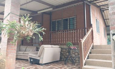 LOTE CON MEJORA LA CUMBRE VIA PAVITAS