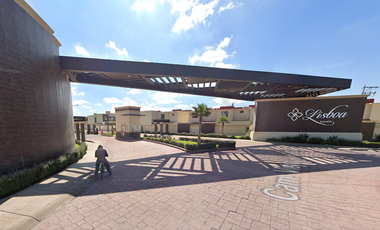 CASA EN VENTA EN FRACCIONAMIENTO LISBOA TIZAYUCA CON ALBERCA