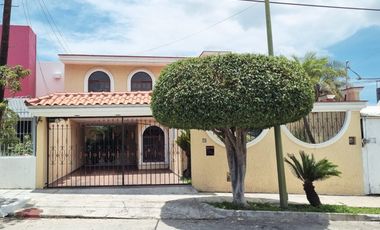 Casa en Venta $11,750,000 Col. Providencia en Guadalajara, Jalisco, México.