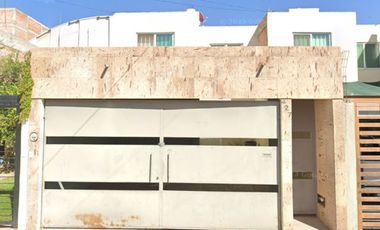 CASA EN VENTA EN FRACCIONAMIENTO LOMAS DE SANTA ANITA AGUASCALIENTES