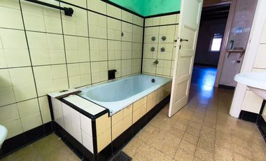 Casa En La Falda, Inmejorable Ubicación, Vista, Ppropiedad De Relevancia