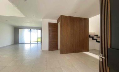 RENTA en la campiña del bosque