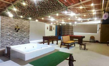 Preciosa Quinta vacacional de 4.400m² ,en venta. Puellaro. Quito, Ecuador.