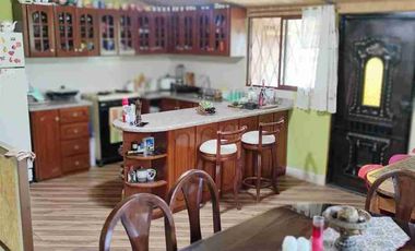 Preciosa Quinta vacacional de 4.400m² ,en venta. Puellaro. Quito, Ecuador.