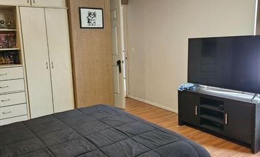 CASA EN EXCELENTE UBICAICON ZONA TRANQUILA